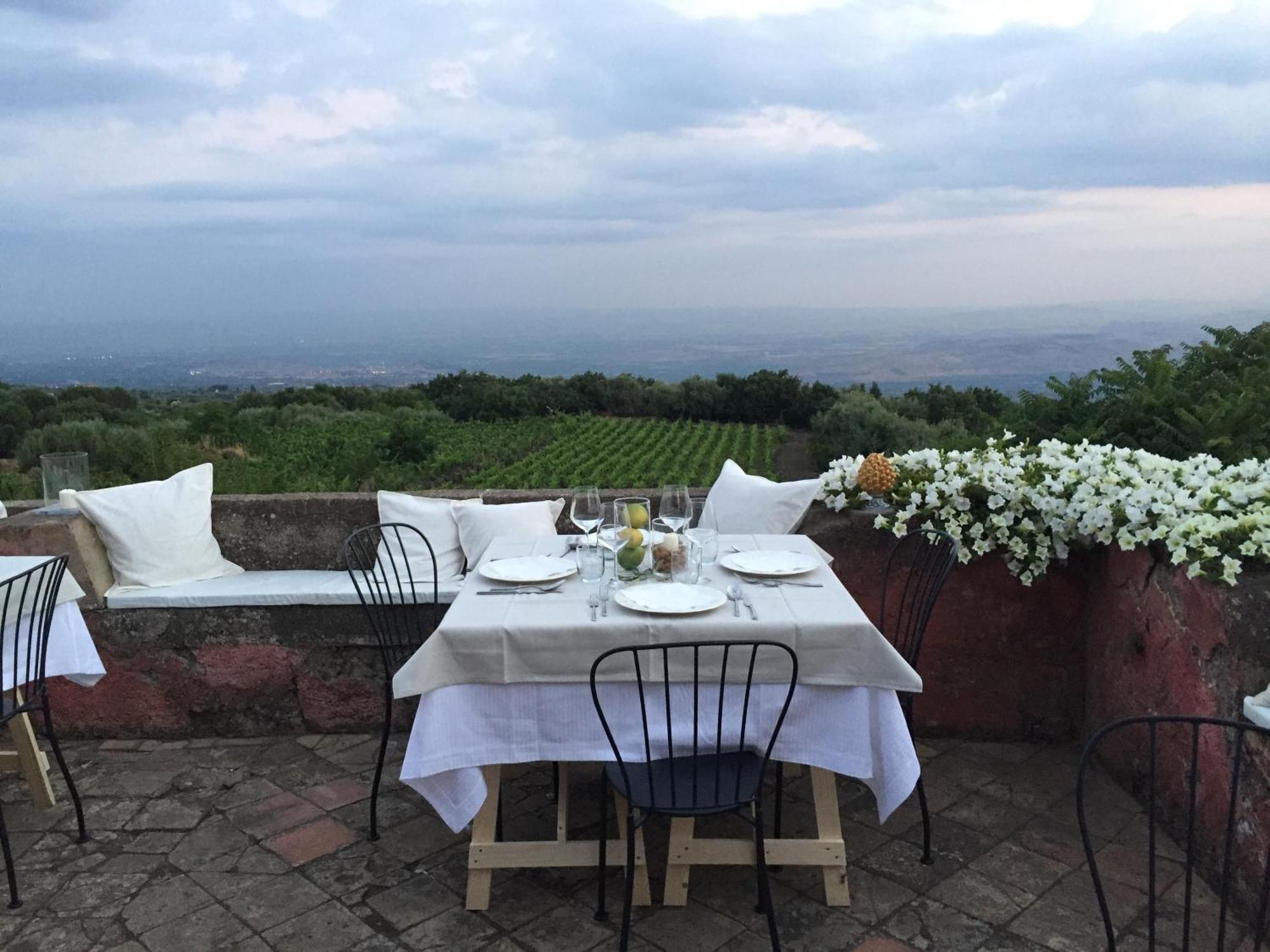 Podere Dell'Etna Segreta - Essential Nature Hotel & Glamping Biancavilla Ngoại thất bức ảnh
